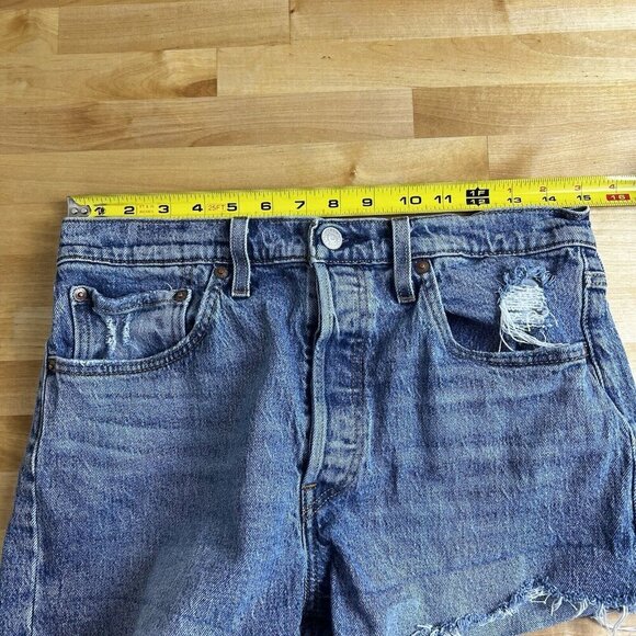 Levi’s 501 Cut-off Denim High Rise‎ Shorts Odeon Medium Wash Size 30 - Picture 6 of 8